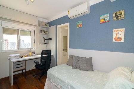 Apartamento à venda com 270m², 3 quartos e 3 vagas Apartamento à venda com 270m², 3 quartos e 3 vagasQuarto Suíte 3