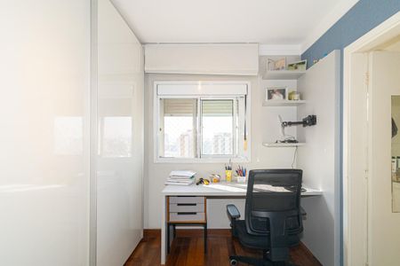 Apartamento à venda com 270m², 3 quartos e 3 vagas Apartamento à venda com 270m², 3 quartos e 3 vagasQuarto Suíte 3