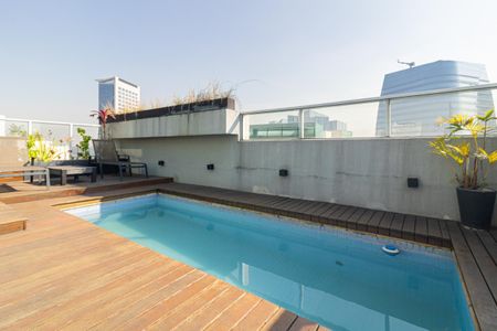 Apartamento à venda com 270m², 3 quartos e 3 vagas Apartamento à venda com 270m², 3 quartos e 3 vagasPiscina Privativa