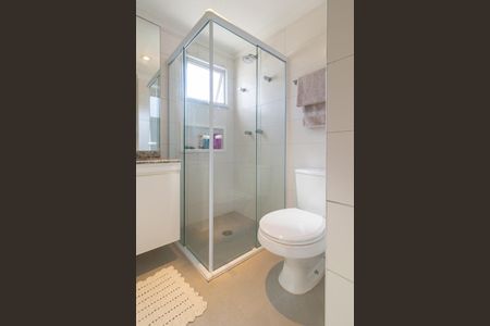 Apartamento à venda com 270m², 3 quartos e 3 vagas Apartamento à venda com 270m², 3 quartos e 3 vagasBanheiro da Suíte 2
