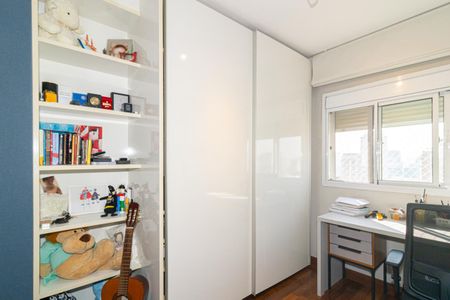 Apartamento à venda com 270m², 3 quartos e 3 vagas Apartamento à venda com 270m², 3 quartos e 3 vagasQuarto Suíte 3