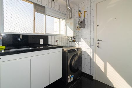 Apartamento à venda com 270m², 3 quartos e 3 vagas Apartamento à venda com 270m², 3 quartos e 3 vagasÁrea de Serviço