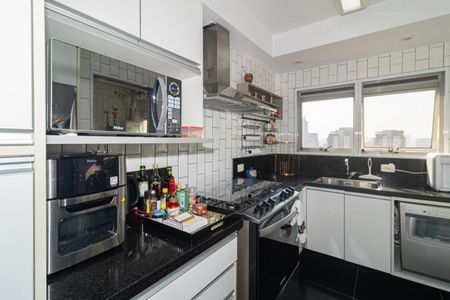 Apartamento à venda com 270m², 3 quartos e 3 vagas Apartamento à venda com 270m², 3 quartos e 3 vagasCozinha