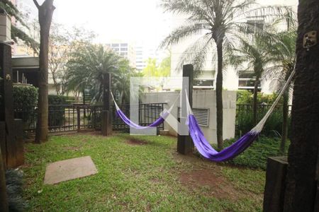 Apartamento à venda com 270m², 3 quartos e 3 vagas Apartamento à venda com 270m², 3 quartos e 3 vagasÁrea externa