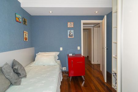 Apartamento à venda com 270m², 3 quartos e 3 vagas Apartamento à venda com 270m², 3 quartos e 3 vagasQuarto Suíte 3