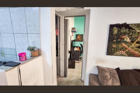 Casa à venda com 80m², 2 quartos e sem vagaCorredor 