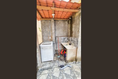 Casa à venda com 80m², 2 quartos e sem vagaLavanderia 