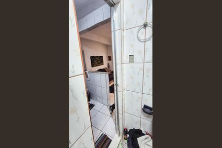 Casa à venda com 80m², 2 quartos e sem vagaBanheiro 