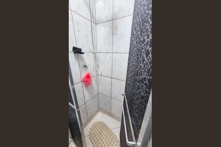 Casa à venda com 80m², 2 quartos e sem vagaBanheiro 