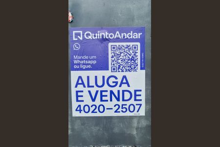 Casa à venda com 80m², 2 quartos e sem vagaPlaquinha 