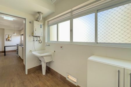 Apartamento para alugar com 133m², 3 quartos e 2 vagasÁrea de serviço 