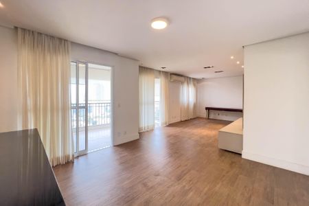 Apartamento para alugar com 133m², 3 quartos e 2 vagasSala