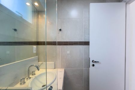 Apartamento para alugar com 133m², 3 quartos e 2 vagasBanheiro do quarto 2