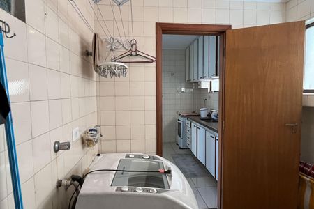 Apartamento para alugar com 152m², 3 quartos e 1 vagaÁrea de Serviço