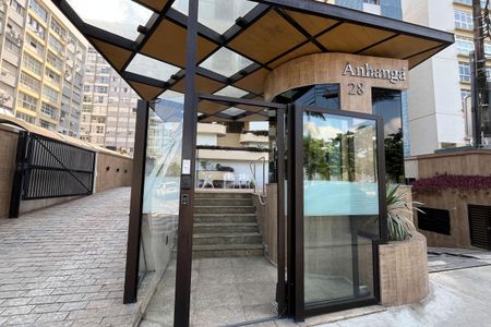 Apartamento para alugar com 152m², 3 quartos e 1 vagaFachada