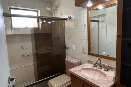 Apartamento para alugar com 152m², 3 quartos e 1 vagaBanheiro