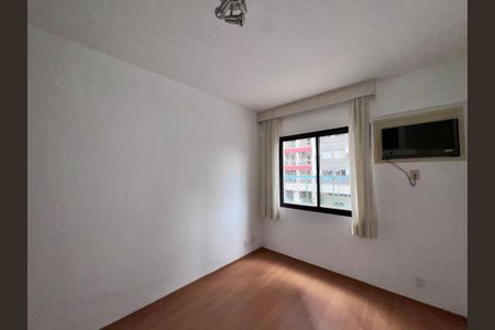 Apartamento para alugar com 120m², 3 quartos e 2 vagasSuíte