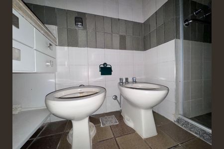 Apartamento para alugar com 120m², 3 quartos e 2 vagasSuíte - Banheiro