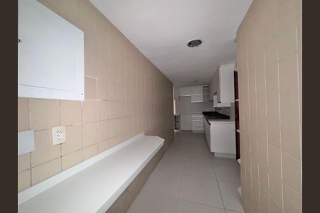Apartamento para alugar com 120m², 3 quartos e 2 vagasCozinha e Área de Serviço