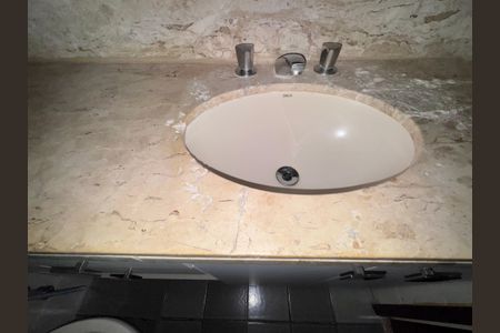 Apartamento para alugar com 120m², 3 quartos e 2 vagasBanheiro Social