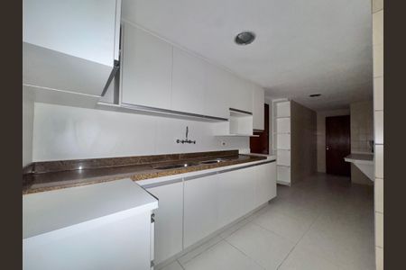 Apartamento para alugar com 120m², 3 quartos e 2 vagasCozinha e Área de Serviço