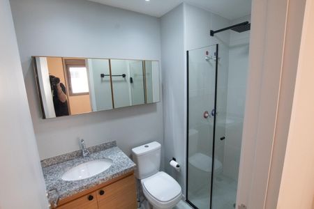 banheiro suite de apartamento para alugar com 1 quarto, 29m² em Liberdade, São Paulo