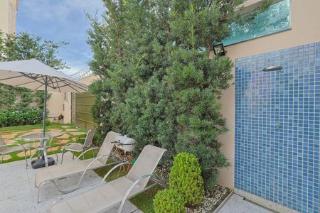 Casa à venda com 4 quartos, 420m² em Castelo, Belo Horizonte