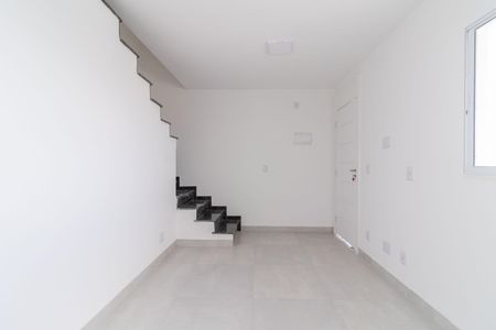 Sala de apartamento para alugar com 2 quartos, 47m² em Vila Ré, São Paulo