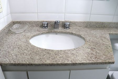 Apartamento para alugar com 56m², 2 quartos e 1 vagaSuíte