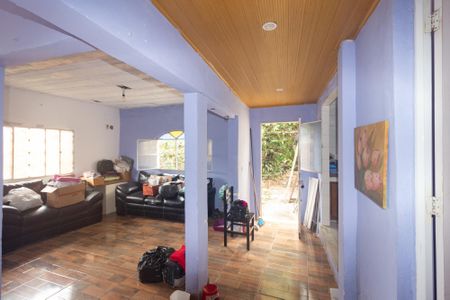 Casa para alugar com 200m², 3 quartos e 2 vagasSala