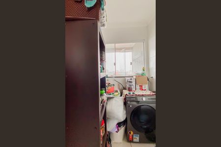 Apartamento à venda com 52m², 2 quartos e 1 vaga Apartamento à venda com 52m², 2 quartos e 1 vagaÁrea de Serviço