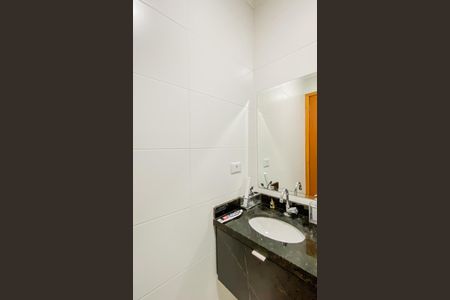Apartamento à venda com 52m², 2 quartos e 1 vaga Apartamento à venda com 52m², 2 quartos e 1 vagaBanheiro