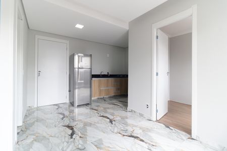 Apartamento para alugar com 37m², 2 quartos e sem vaga Apartamento para alugar com 37m², 2 quartos e sem vagaSala