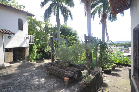 Casa para alugar com 3000m², 3 quartos e 4 vagas