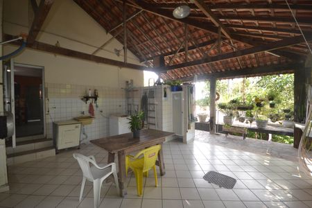 Casa para alugar com 3000m², 3 quartos e 4 vagas