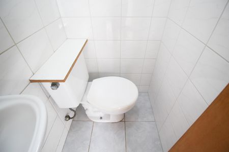 Apartamento à venda com 93m², 2 quartos e 2 vagasBanheiro de serviço