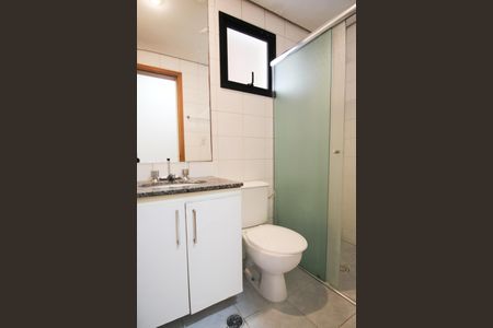 Apartamento à venda com 93m², 2 quartos e 2 vagasBanheiro da Suíte