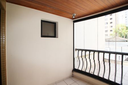 Apartamento à venda com 93m², 2 quartos e 2 vagasVaranda