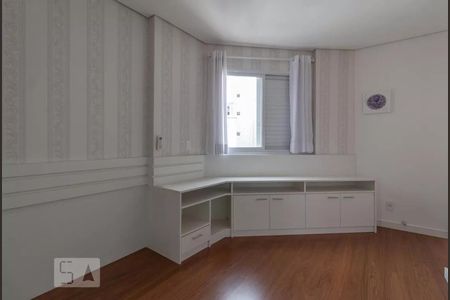 Quarto de apartamento para alugar com 2 quartos, 75m² em Vila Osasco, Osasco