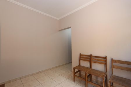 Casa à venda com 245m², 4 quartos e 2 vagasCopa