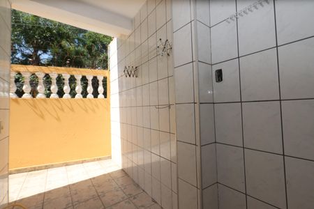 Casa à venda com 245m², 4 quartos e 2 vagasLavanderia