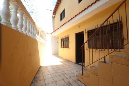 Casa à venda com 245m², 4 quartos e 2 vagasQuintal