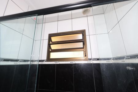 Casa à venda com 245m², 4 quartos e 2 vagasBanheiro Social