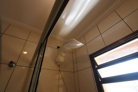 Casa à venda com 245m², 4 quartos e 2 vagasBanheiro da Suíte