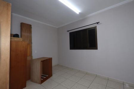Casa à venda com 245m², 4 quartos e 2 vagasQuarto 4