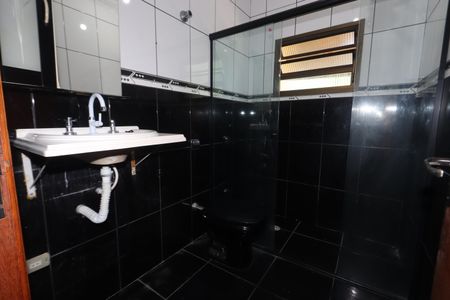 Casa à venda com 245m², 4 quartos e 2 vagasBanheiro Social