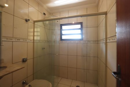 Banheiro da Suíte de casa à venda com 4 quartos, 245m² em Jardim Sapopemba, São Paulo