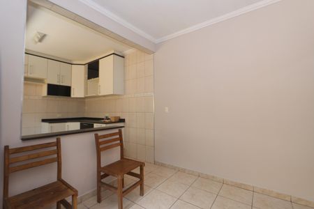 Casa à venda com 245m², 4 quartos e 2 vagasCopa