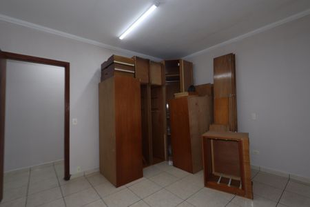 Casa à venda com 245m², 4 quartos e 2 vagasQuarto 4