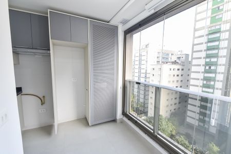 Apartamento para alugar com 39m², 1 quarto e 1 vaga Apartamento para alugar com 39m², 1 quarto e 1 vagaVaranda